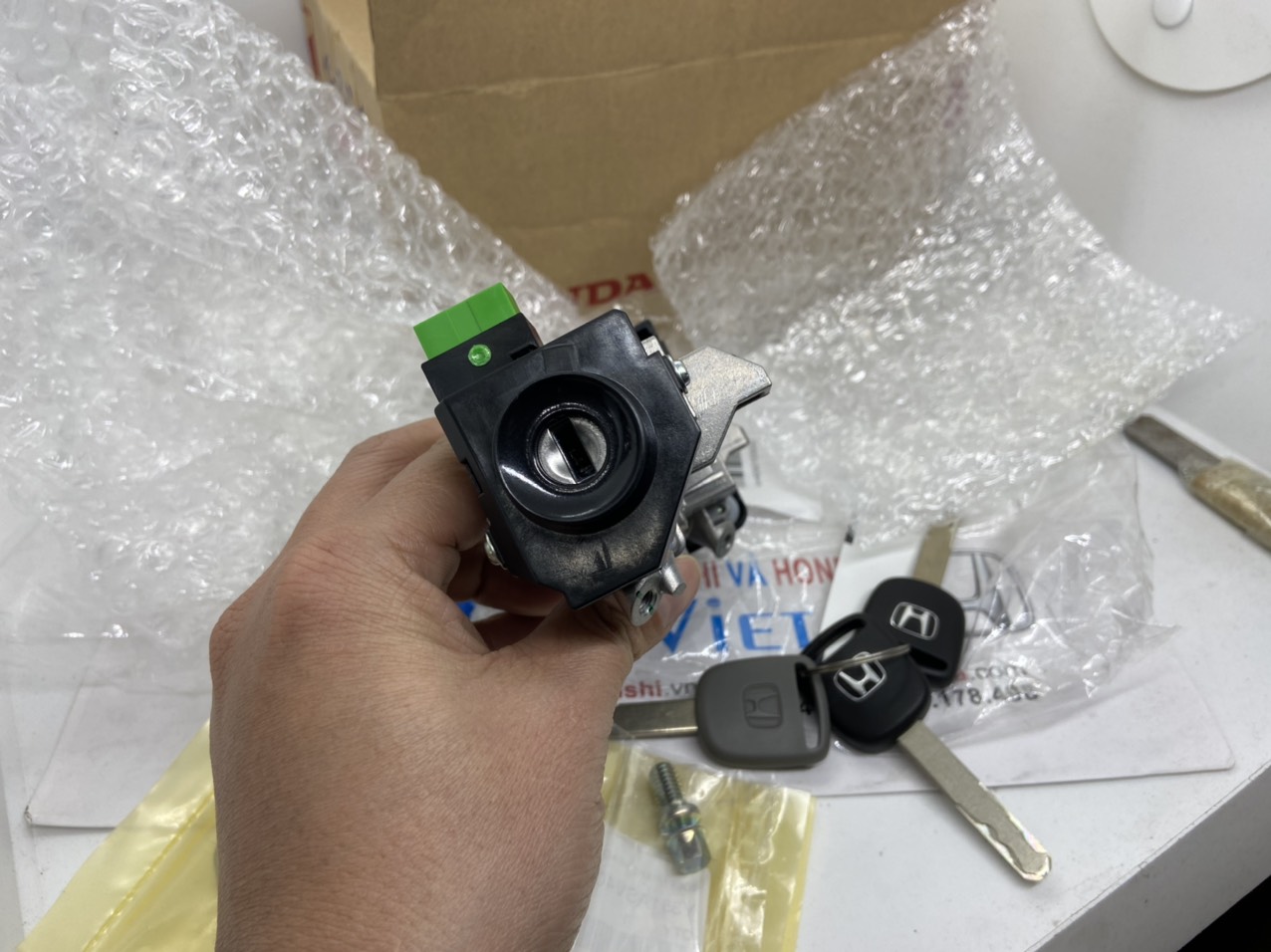 Cụm khoá khởi động xe Honda CIVIC 2007
